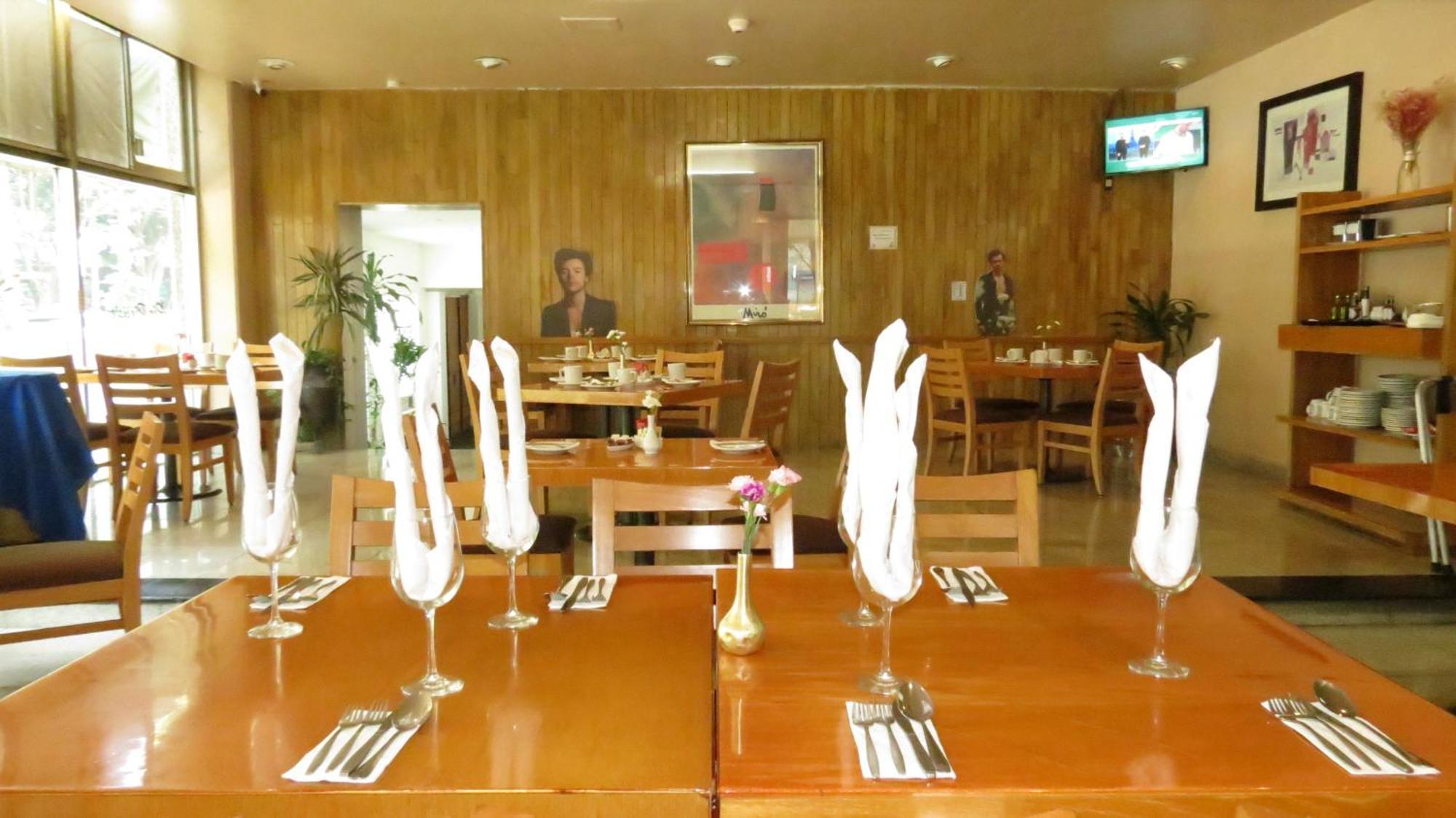 Bristol Hotel 4*